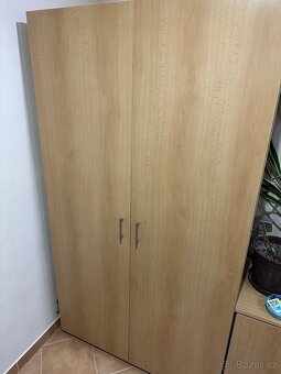 Šatní skříň - 2
