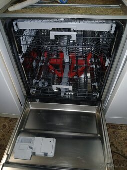 Myčka nádobí Whirpool - 2
