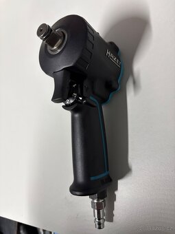 Razovy utahoval Hazet novy - 2