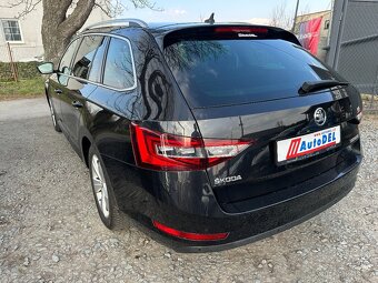 Škoda Superb 2.0 TDi DSG ACC BIXEN NAVI - 2