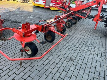 Obraceč sena, píce KÜHN GF 7702 - 2
