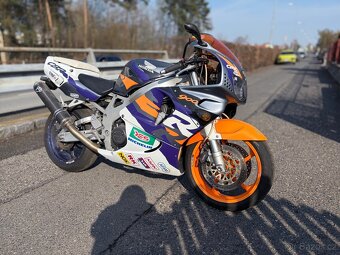 Honda Cbr 900 Rr sc33 - 2