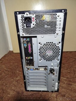 PC comfor Pentium 4 - 2
