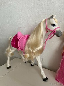 Barbie a kůň - 2