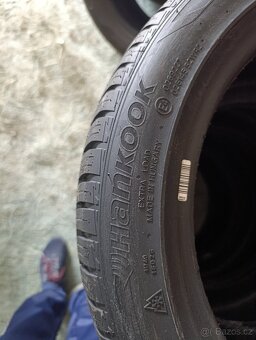 Prodám nové pneu Hankook 215/45R16 - 2
