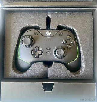 Profi drátový ovladač na XBOX Razer Wolverine v2 - 2