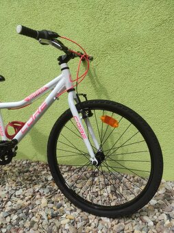 Značkové dětské kolo CORE NIPPER 24" - 2