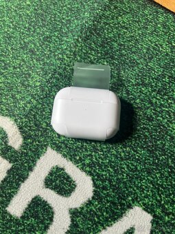 Airpods Pro 2 ( USB-C ) - 2