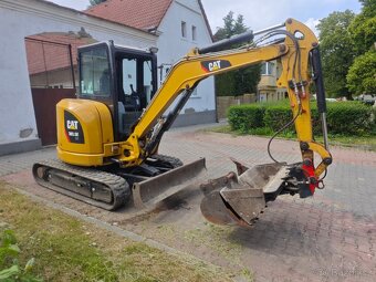 Pásový minibagr CAT 303,5 E - 2