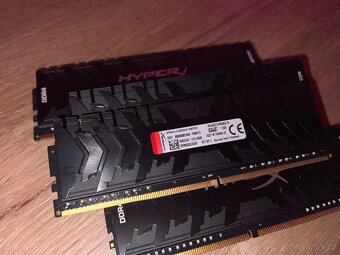 Kingston HyperX Predator DDR4 3200 4x8gb - 2