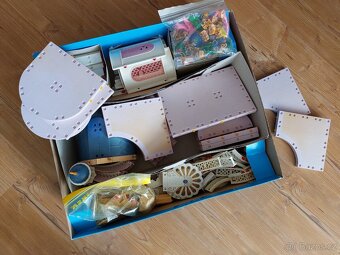 Playmobil zámek 3019 s vybavením - 2