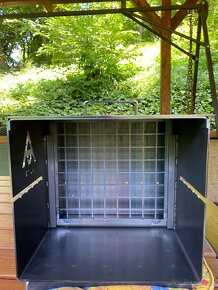 Ocelový gril - 2