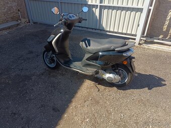 Piaggio Fly 125 cz doklady v ceně - 2