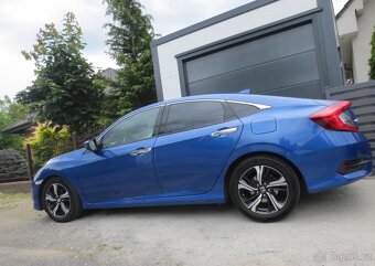 Honda Civic 1.5 T Elegance CVT - 2