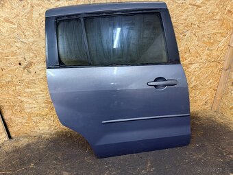 PRAVÉ ZADNÍ DVEŘE MAZDA 5 2005-2008 - 2