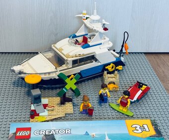 LEGO Creator 3v1 - 31083 - Dobrodružná plavba - 2