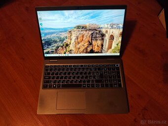 Dell Latitude 5520 i7-1185G7 16GB 512GB 15.6 Full HD - 2