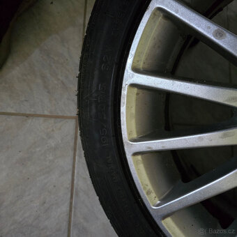 Prodám disky s pneu 195-50 r15 - 2