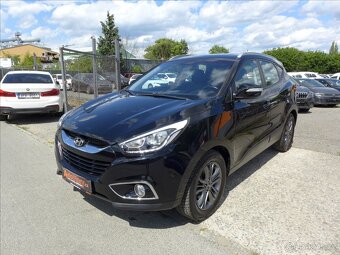 Hyundai ix35 2,0 CRDI 4X4, VÝHŘEV, DIGI AC - 2