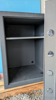 Prodám trezor Alpha 61cm - 2