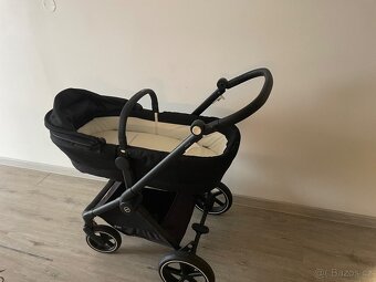 Cybex Eos Lux - 2
