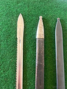 Švajčiarsky Bodak s pilou - 2