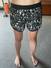 Nové sportovní kraťasy Under Armour XS - 2
