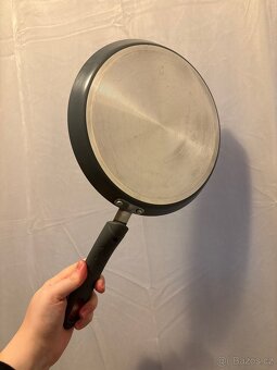 Prodám pánev na smažení - 2