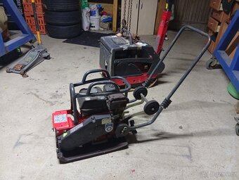 Bomag vybracni deska 90kg - 2