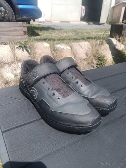 Prodám cyklistické tretry five-ten. - 2