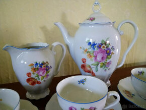 Staré hrnky, konvice, talířky, krásně zdobené - 2