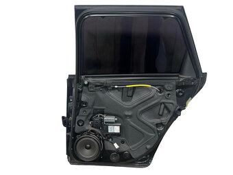 Pravé zadní dveře černá LZ9Y Audi A4 B7 8E avant r.v. 2007 - 2