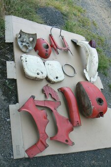 Jawa 250/350 Panelka díly - 2