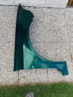 Renault Laguna II, pravý přední blatník - 2