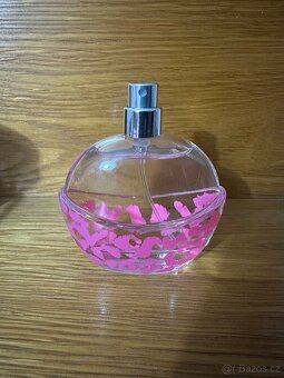 Dámské vůně/parfémy - 2