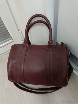 Vínově červená kabelka - 2