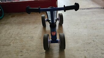 Dětské odrážedlo Playtive - 2