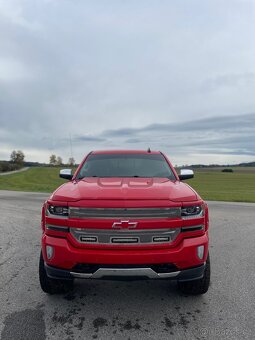 CHEVROLET SILVERADO CREW CAB - 2017 - 4x4 - 5.3 VORTEC - 2