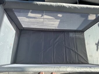 Cestovní postýlka - 2