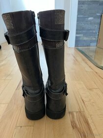 Kozačky Baťa vel. 32 - 2