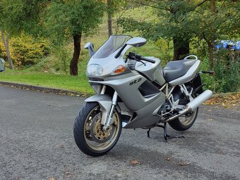 DUCATI ST2 - 2
