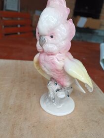 Hezká stará porcelánová soška Papoušek - 2