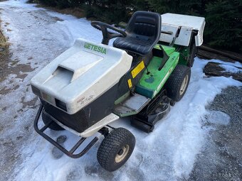 Etesia 100 hydro profesionální sekací traktůrek - 2