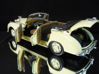 Model 1:18 Mercedes 300c W186 Cabriolet 1955 Ricko - 2
