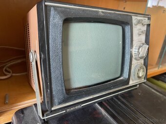 Staré ruské rádio SHILJALIS 401DS - 2