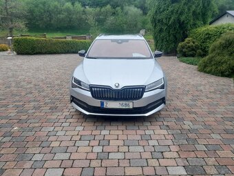 Škoda Superb 1.4 TSi iV DSG Sportline 160KW Virtual,panorama - 2
