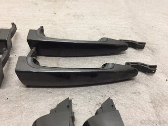 BMW X5 E70 2006-2013 - KLIKY DVEŘÍ ČERNÁ METALÍZA - 2
