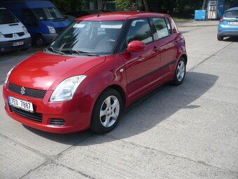 Suzuki Swift 1.3 i - 2