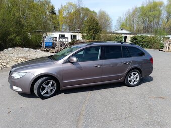 Škoda Superb combi II, 2.0 TDi, r.v. 2010, automat - 2