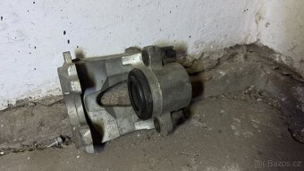Zadní brzdový třmen (levý) - Škoda, Audi, Seat,.. - 2